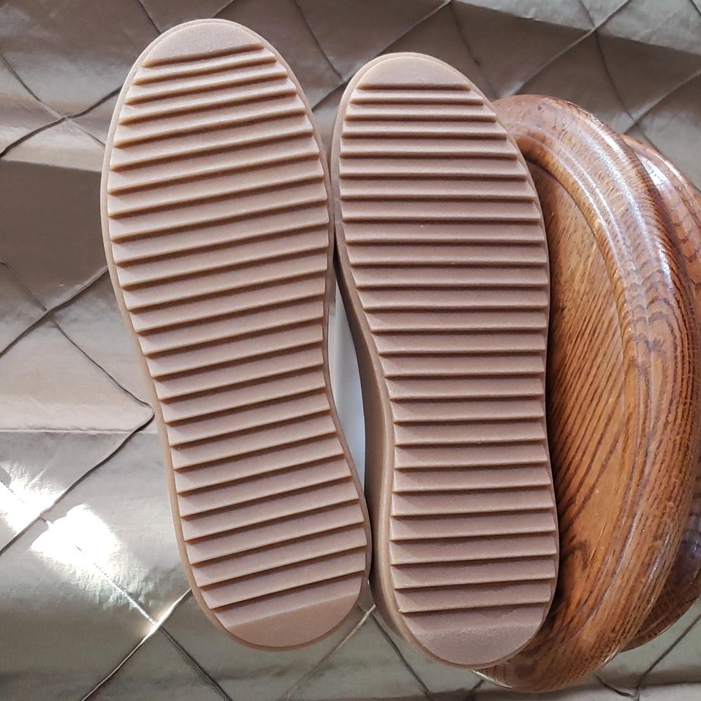 NWT- Steve Madden ‘Charlie’ Sneaker - Picture 9 of 11